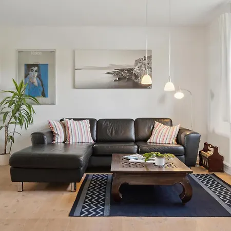 Feriehus 2 Bedroom Stunning In *