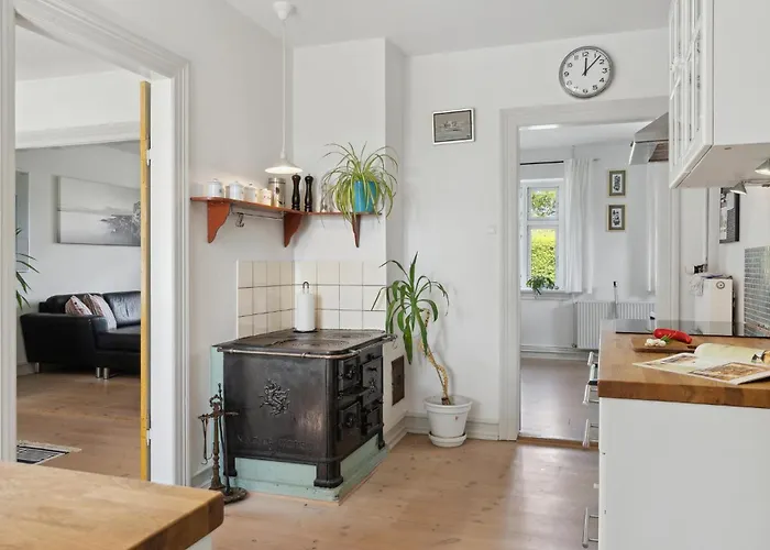 2 Bedroom Stunning In