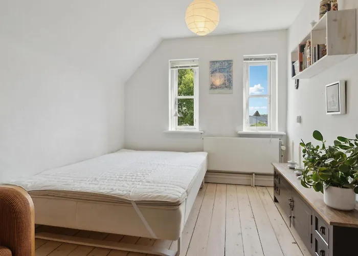 2 Bedroom Stunning In * Nordenbro Vesteregn